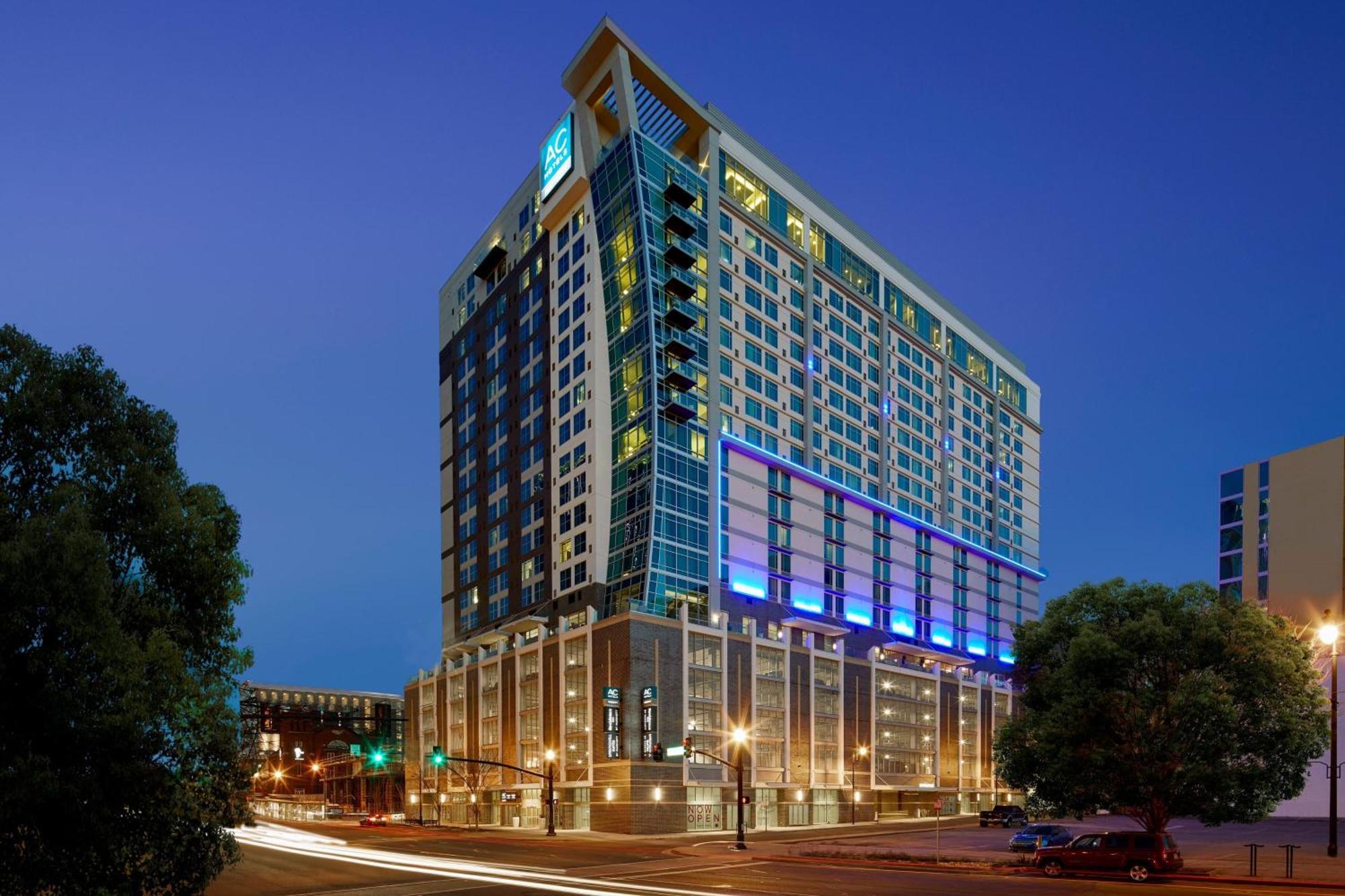 Springhill Suites By Marriott Nashville Downtown/Convention Center Exteriör bild